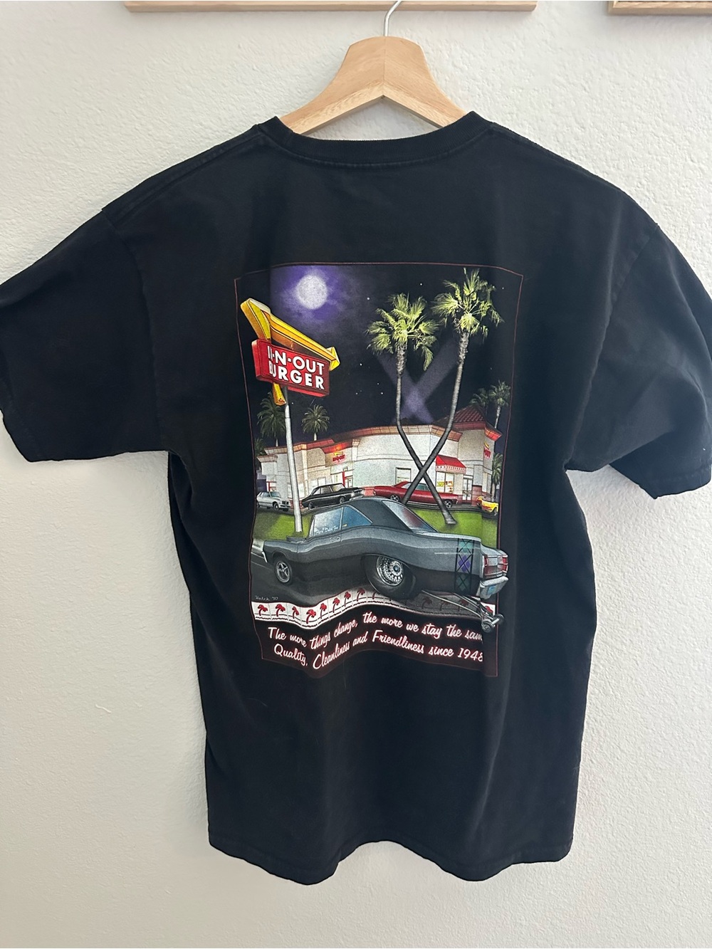 In-N-Out Classic Car Black T-shirt - Picture 6 of 9